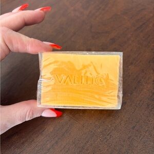 Valitic Kojic Acid Turmeric Brightening Soap Bar 🫧✨ NEW